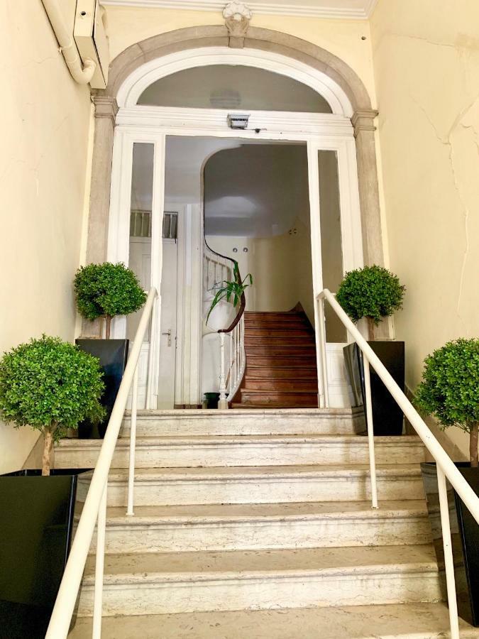 Appartamento Penthouse With A View In The Centre Lisbona Esterno foto